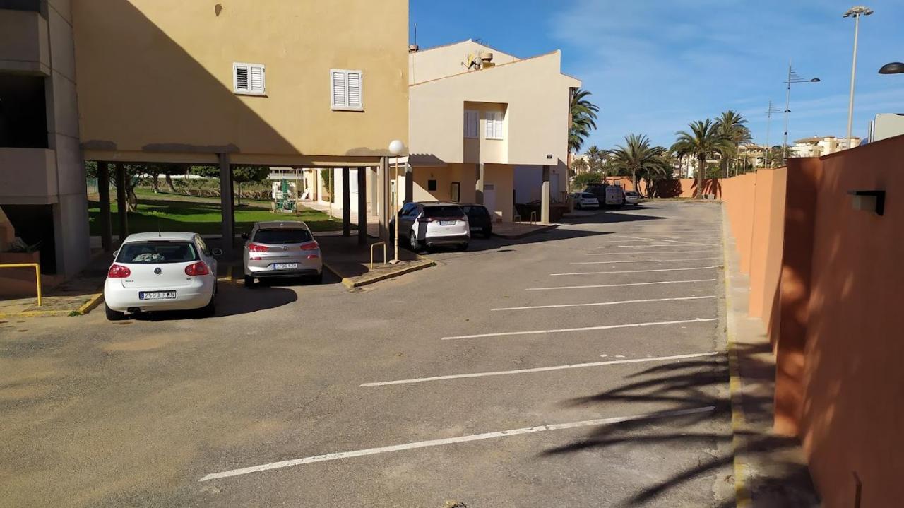 Atractivo apartamento en la playa con parking Roquetas de Mar Exterior foto
