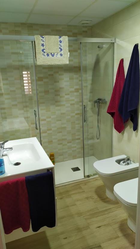Atractivo apartamento en la playa con parking Roquetas de Mar Exterior foto