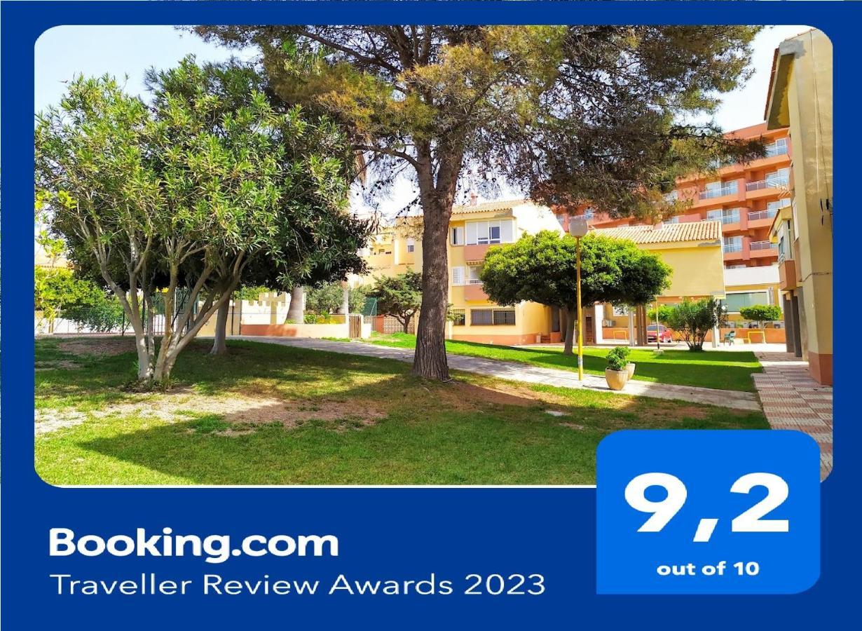 Atractivo apartamento en la playa con parking Roquetas de Mar Exterior foto